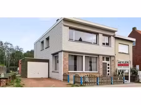 bien commercial à vendre à essen pour € 469.000 avec 4 chambres à coucher