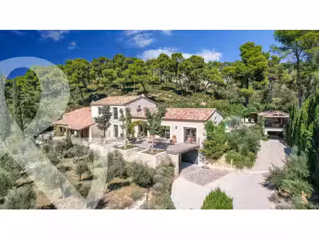 maison de luxe à vendre à maussane-les-alpilles