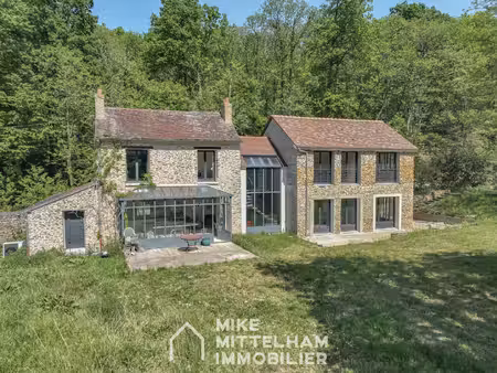 maison de luxe à vendre à montfort-l'amaury