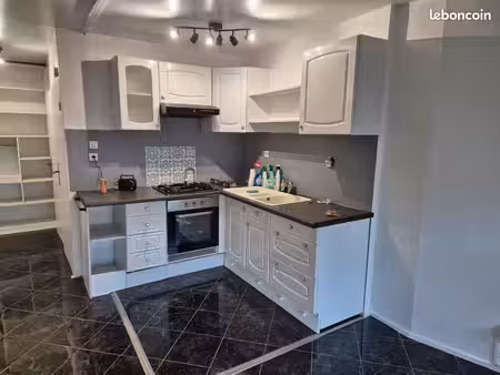 location studio 39m2 port de creteil