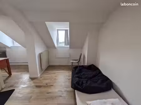 jonzac secteur gare loue studio