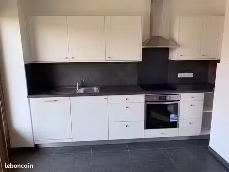 appartement 90 m² ville la grand meublé
