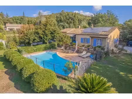 villa de luxe à vendre à grimaud