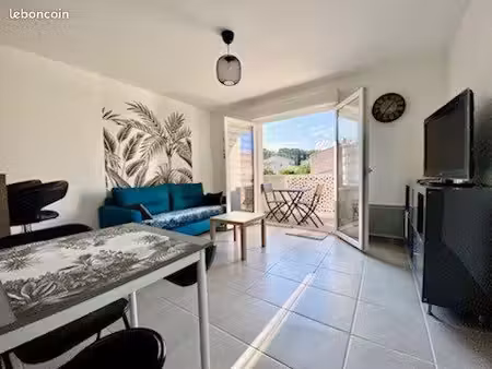 studio 1 pièce 26 m²
