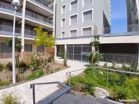 appartement 4 pièces 84 m²