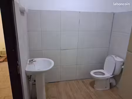 t3 à louer dans un quartier agréable