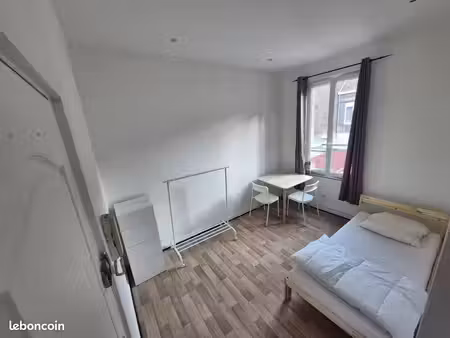 studio 17 m² meublé lumineux & propre - tourcoing centre