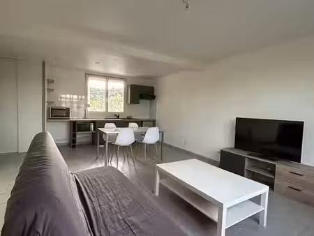 t2 meublé 52 m² avec garage – tulle