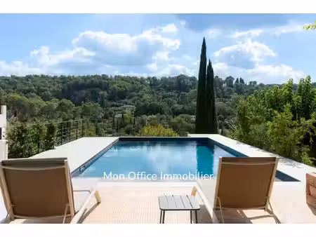 maison de luxe à vendre à saint-marc-jaumegarde
