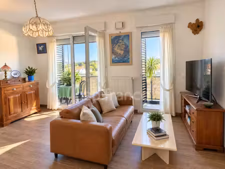 mérignac – capeyron / les pins – t2 dernier étage avec loggia et parking