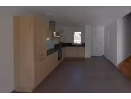 location appartement 4 pièces 85 m² à voiron (38500)