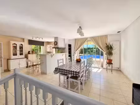 vente maison 6 pièces 125 m² avrillé (85440)