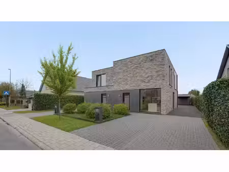 vangronsveld & somers  thuis in ontwikkeling