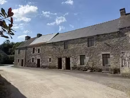 vente maison à plouguenast-langast (22150) : à vendre / 150m² plouguenast-langast