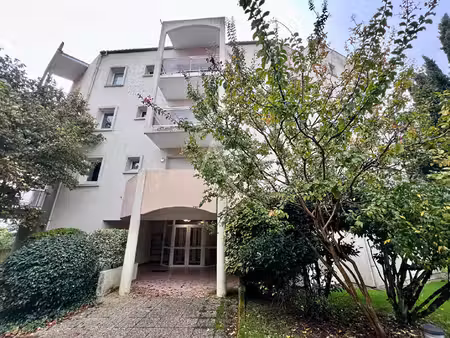 vente appartement 4 pièces  78.00m²  saintes