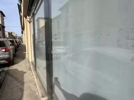 local commercial à louer