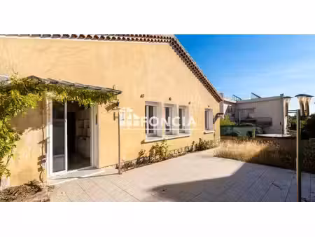 béziers - maison t4 de plain-pied avec garage  atelier et vaste jardin - 250 000 euros