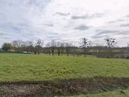 vente terrain à châteaugiron (35410) : à vendre / châteaugiron