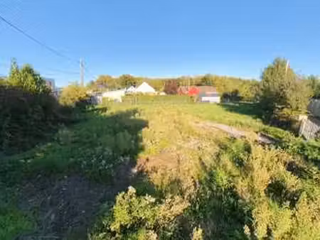 vente terrain à manneville-la-goupil (76110) : à vendre / 724m² manneville-la-goupil