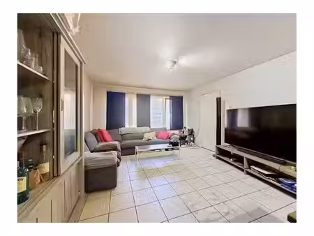 appartement à vendre à rue charles martel 31 herstal (vbe71807)