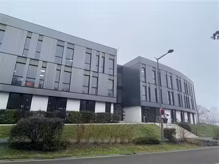 vente/location bureau limonest 7 911 m²