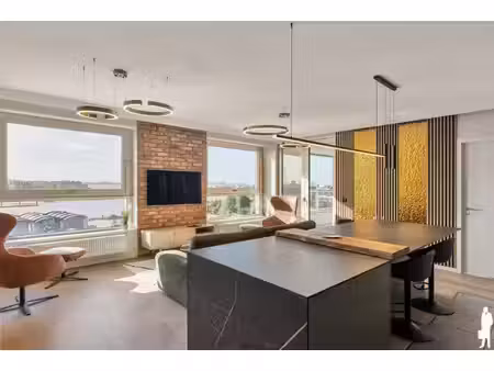 gemeubeld 2-slaapkamerappartement met terras op het eilandje