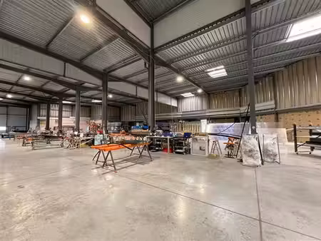 vente local d'activités fabregues 2 820 m²