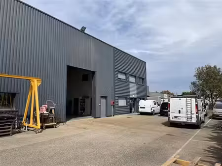 vente local d'activités mions 520 m²