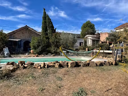 vente maison 7 pièces  261.30m²  sainte
