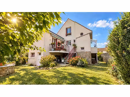 vente maison 5 pièces  102.00m²  vaires