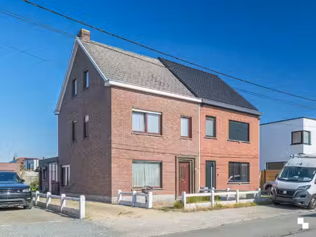 halfopen bebouwing met uitbreidingsmogelijkheden te merelbeke kwenenbos