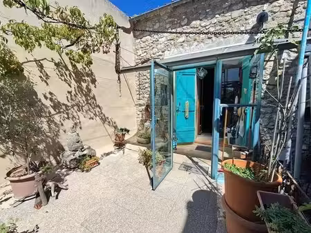 authentique maison de village de caractère avec local à exploiter