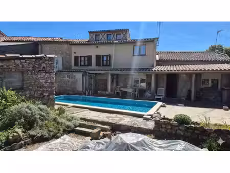 maison pierre avec piscine  centre ville condom