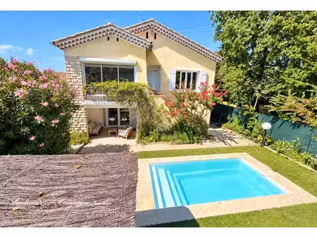 maison de caractère t5/t7 rénovée vendue meublée