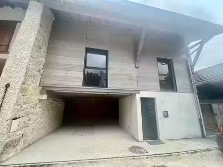 location maison 5 pièces 117 m² à crozet (01170)