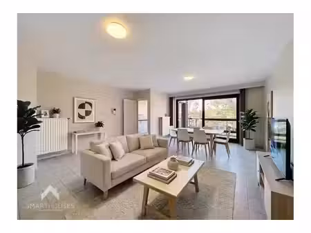 appartement à vendre à dampoortstraat 243 sint-kruis (rbx00029)