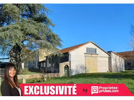 achat parking commelle vernay 42120