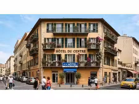 vente commerce 600 m² nice (06300)