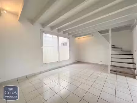 appartement à louer 2 pièces 53.33 m² - coutras (33) - 600€