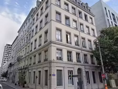 appartement à louer 1 pièce 27.12 m² - lyon 2e arrondissement (69002) - 545€