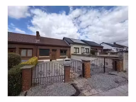 maison à vendre avec terrasse et jardin   châtelet (vbe72055)
