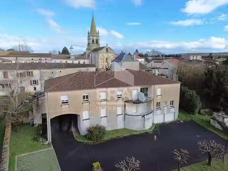 immeuble 16 pièces 550 m² à vendre / acheter roullet-saint-estèphe 16440 ? | era immobilie