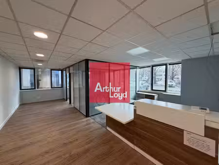 location local professionnel 112m² eybens 38320