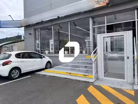 location commerce pierrelaye 95480 270m²