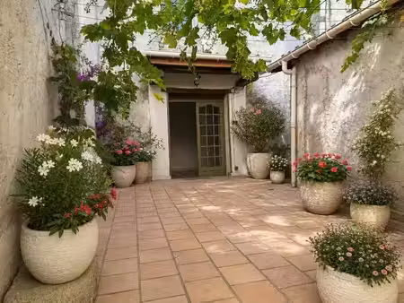 vente maison 6 pièces 150 m² eyguières (13430)