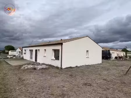 vente maison 6 pièces 110 m² genté (16130)