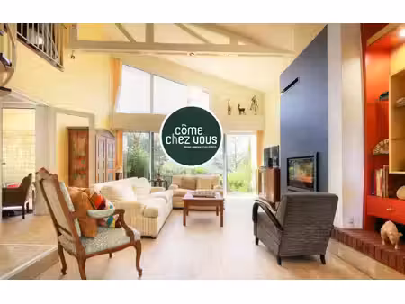 achat maison 11 pièces 320m²