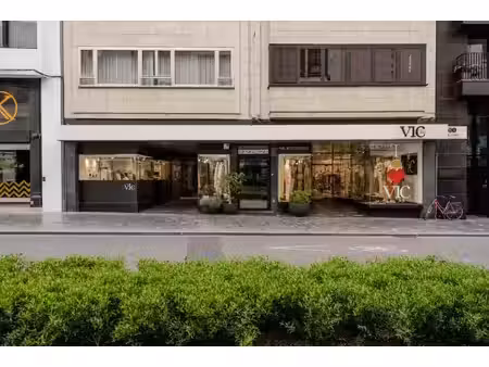 surface commerciale à vendre à leiestraat 13 courtrai (rbx00251)