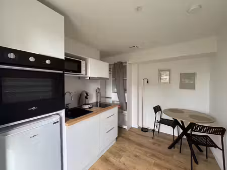location appartement 1 pièce 16m²