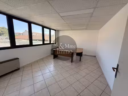 bureau proche centre aix en provence